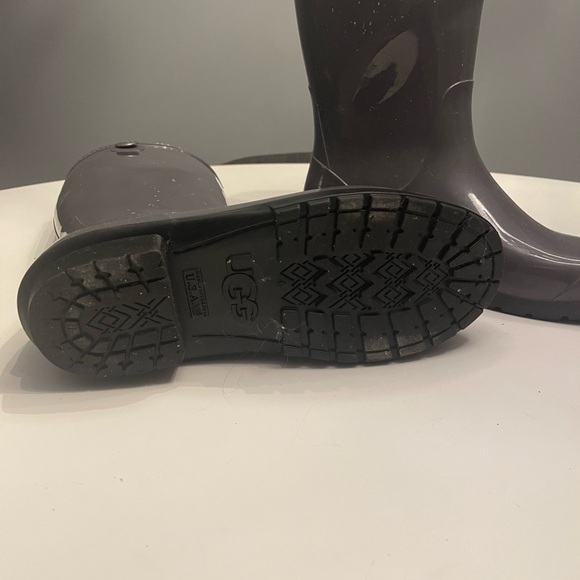 UGG Rain Boots - Picture 4 of 5